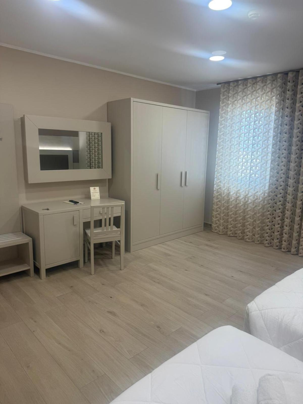 Hotel Palace Джоя-Тауро Екстер'єр фото