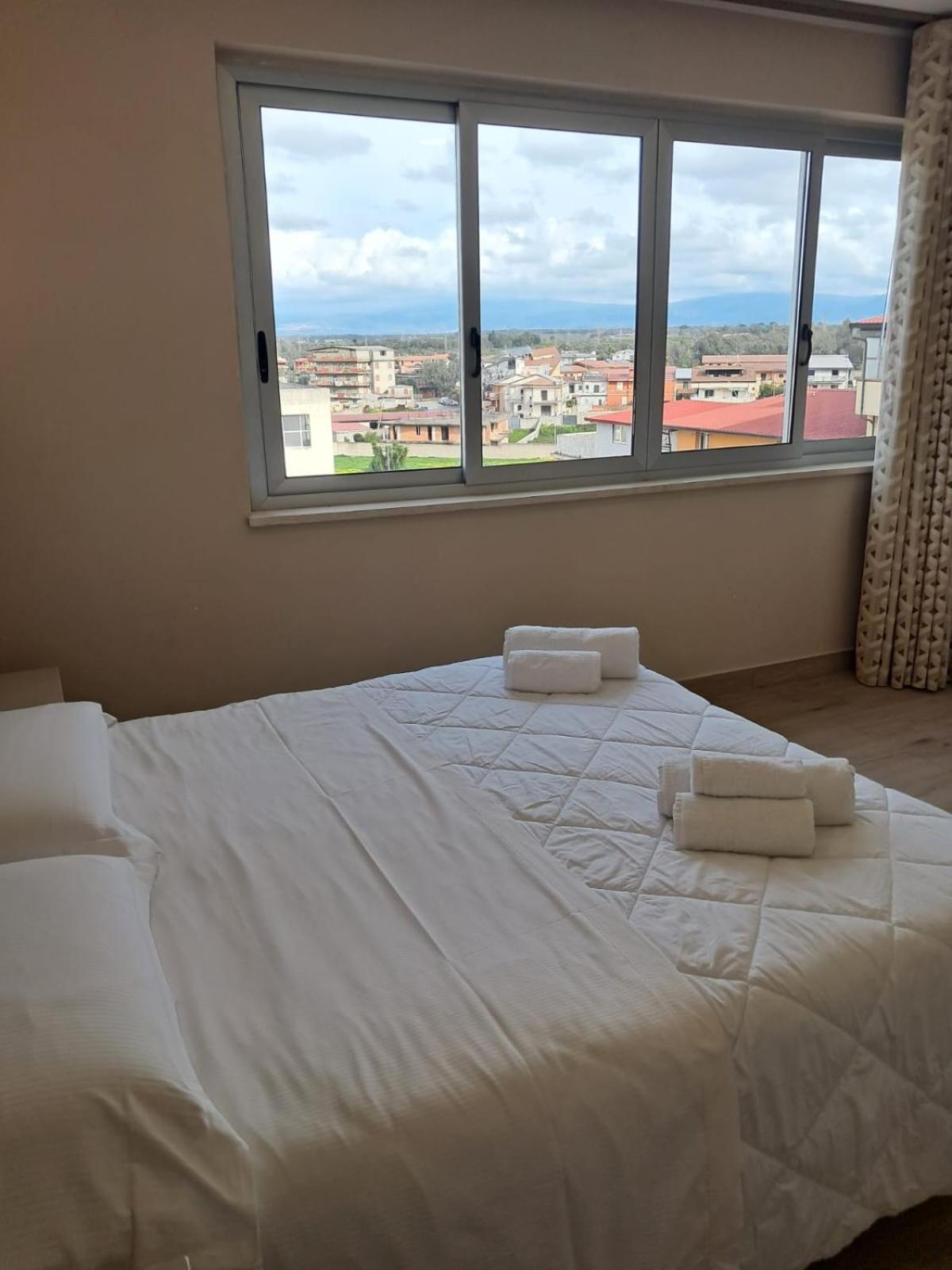 Hotel Palace Джоя-Тауро Екстер'єр фото
